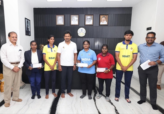 Ms. V. Mithra (2025-2029 Batch) receives ₹1,50,000 sponsorship from Hon’ble Minister Thiru. Udhayanidhi Stalin to represent India 
at the 7th World Cup Carrom Tournament, Maldives from 02.12.2025 to 06.12.2025